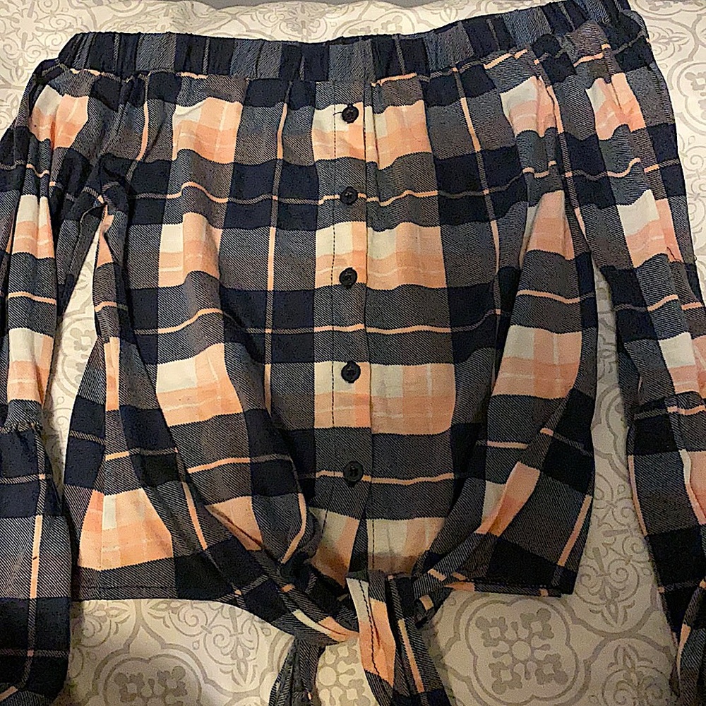 Size small, plaid long sleeve shirt .